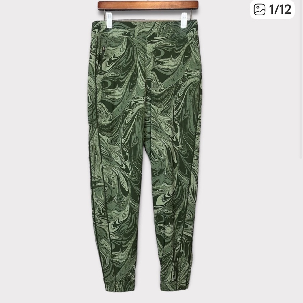 ATHLETA Brooklyn Jogger Size 6 Sumi Marble Green Lightweight Athletic Pants